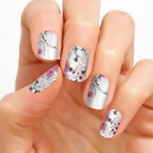 products_fab-nail-polish-strips_ugalde_kirsten_2.jpg