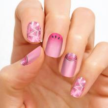 products_fab-nail-polish-strips_ugalde_kirsten_5.jpg